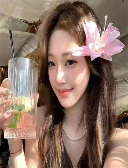 【创新突破评价】资深影评人解读《唱游天下第2季》伏笔的巧妙设置与揭示时机